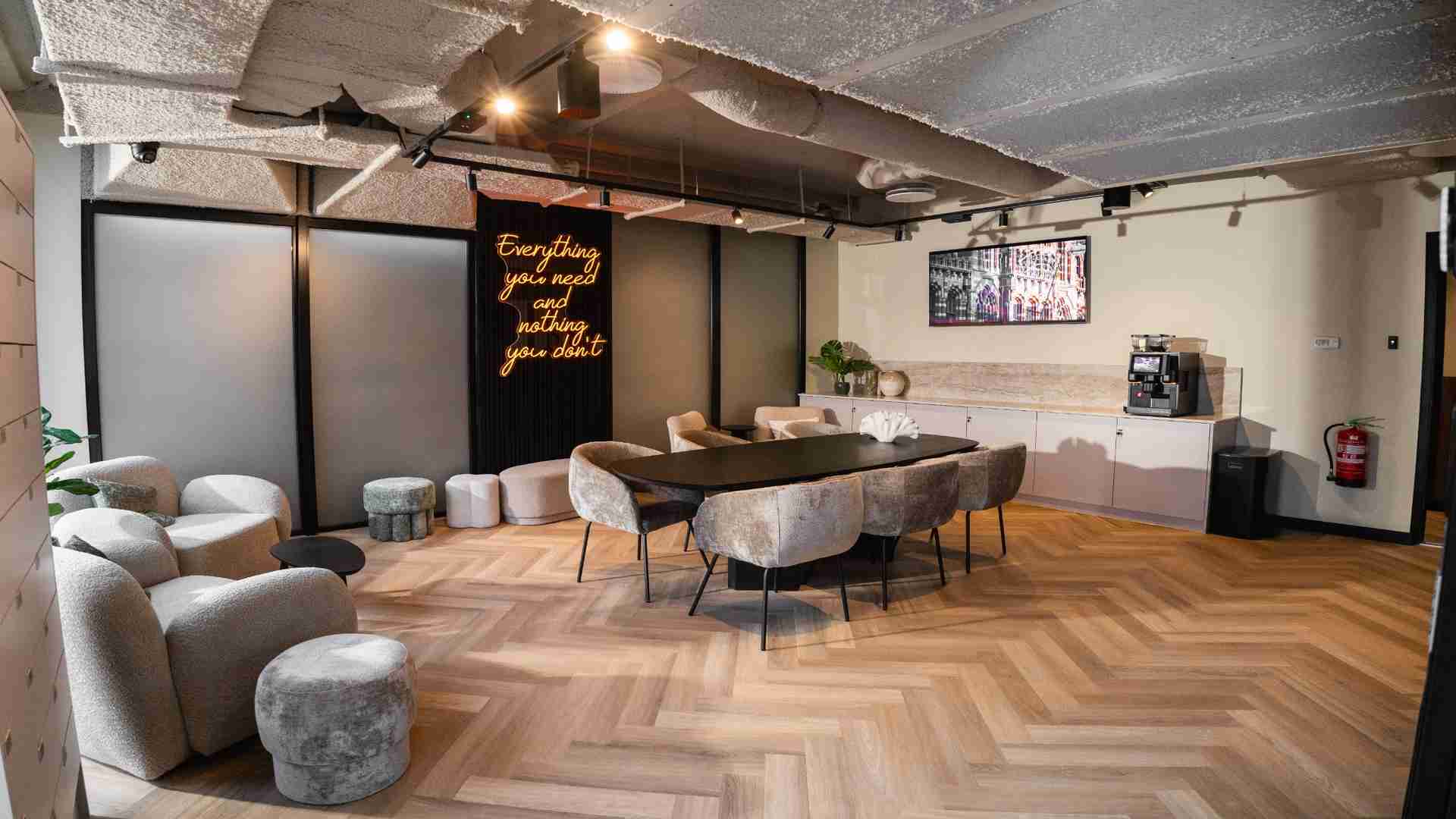 resized_image_LOBBY Cabins Hotel Amsterdam